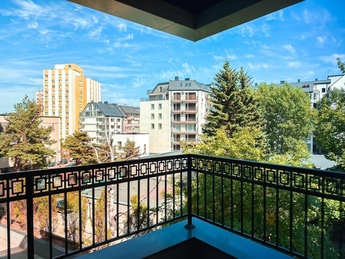Апартаменти 6 6 Bathrooms 2 Levels Kitchens Софія